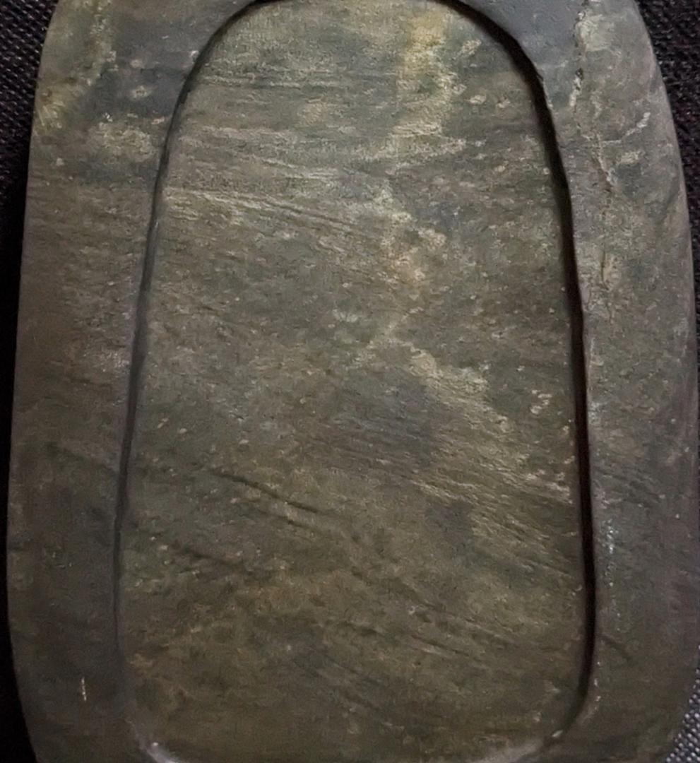 【歙州硯　雲竹風流文】◆金暈・金星・水波羅紋の美石◆唐木塗箱◆約7.2吋◆龍尾山