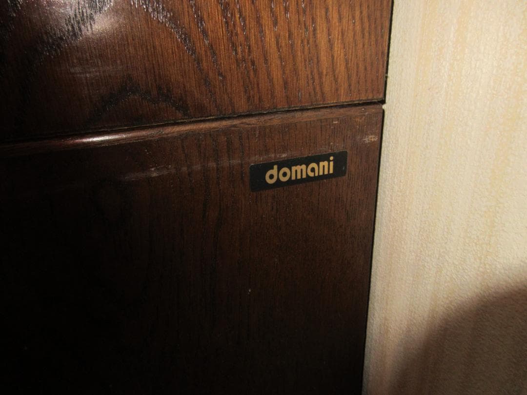 【ヴィンテージ　アンティーク】カリモク　ドマーニ　コーナーキャビネット　真ん中