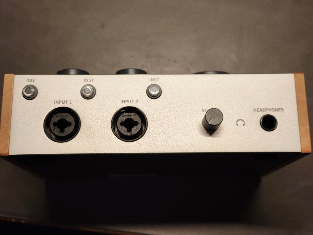 VOLT 276 USBオーディオインターフェイス　UAD