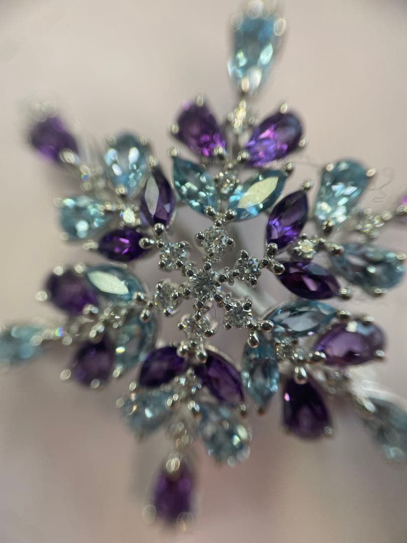 TASAKI 雪の結晶　ブローチ　値下げ‼︎