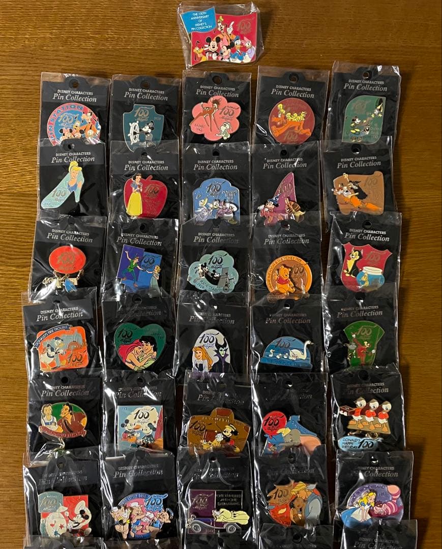ディズニー　ピン　100 years of magic セット