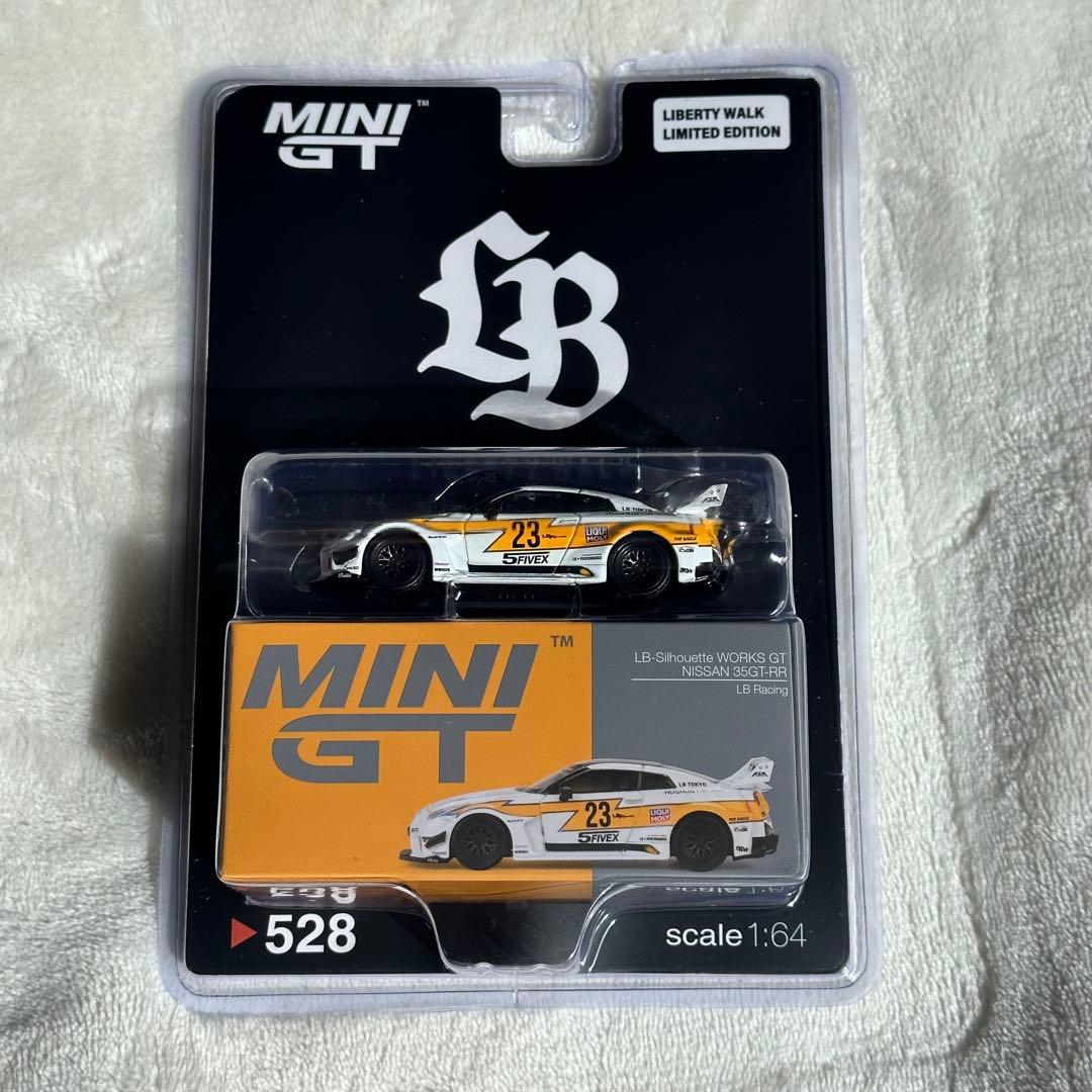 MINI GT 1/64 LB シルエットワークス 日産35GT-RR LBWK