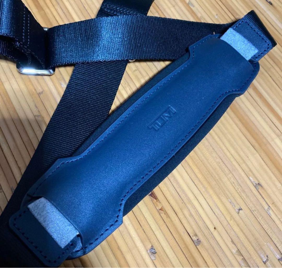 TUMI 682415DNVY2E JARVIS スリムブリーフ　美品