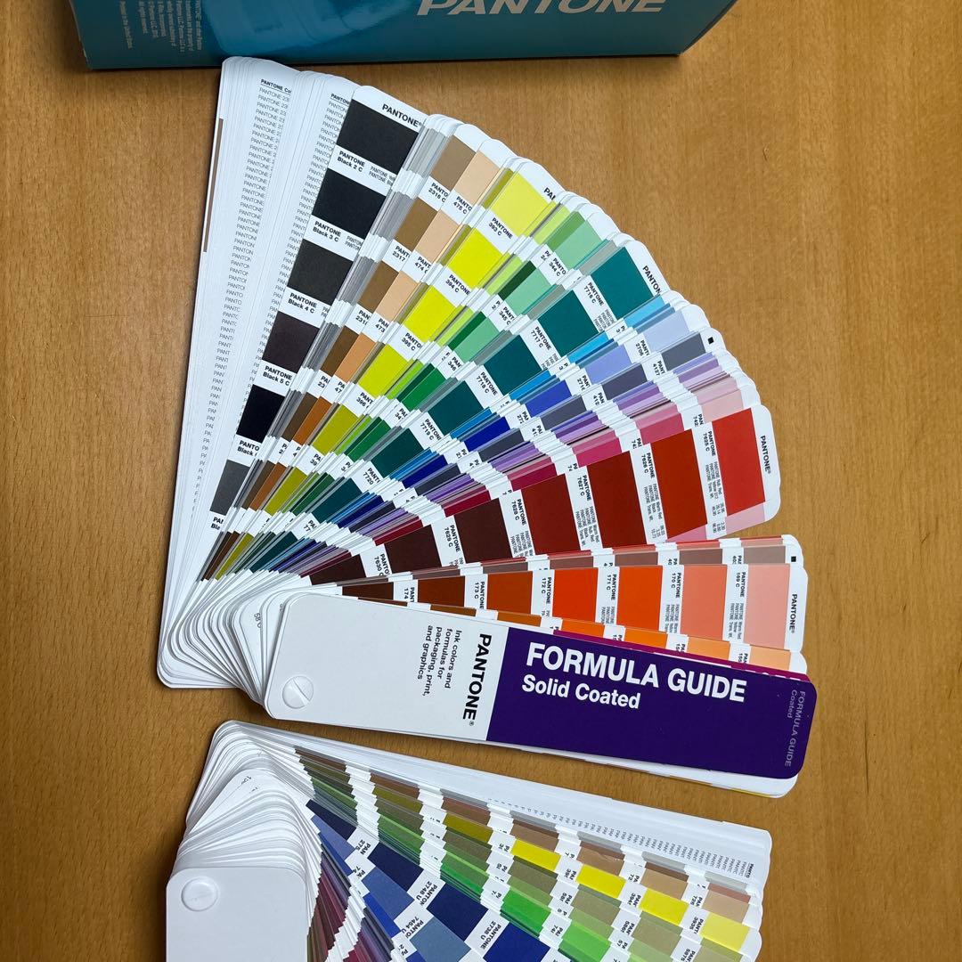 PANTONE Formula Guide 2冊セット