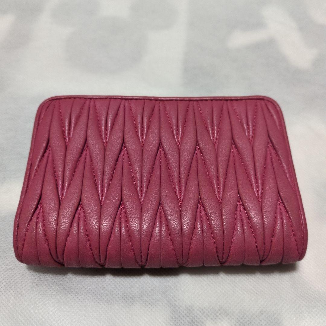 ♥りきりき♥miu miu　ピンク編み込みレザー三つ折り財布