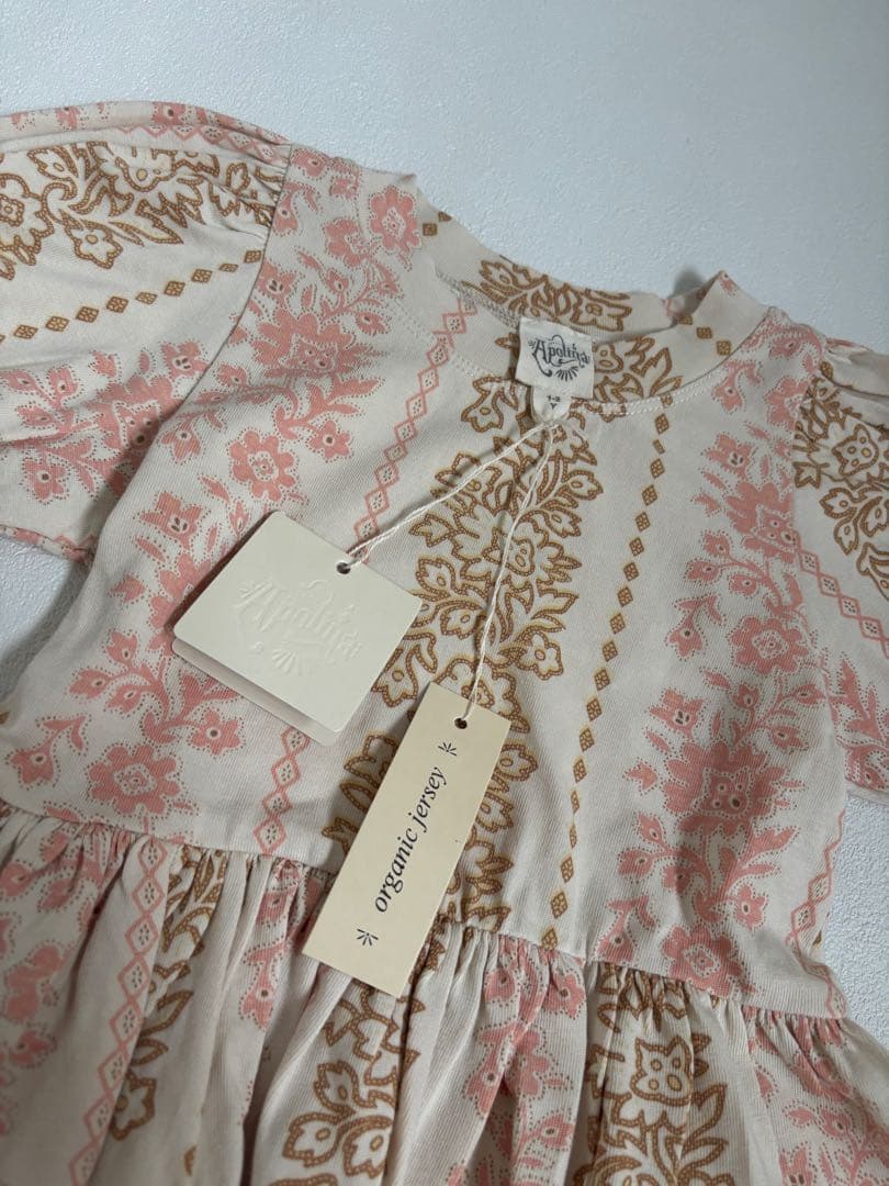 【新品未使用】apolina journey トップス　1-2y