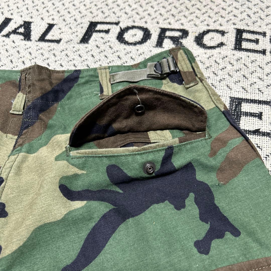 米軍実物 M65 カーゴパンツ ウッドランド カモ サイズ「SMALL-R」