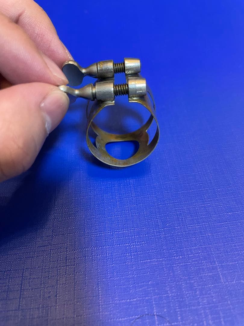 SELMER アルトサックスリガチャー　スモールin ニッケルシルバー