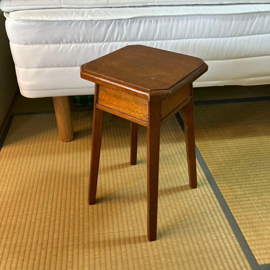 アンティーク木製 スツール 丸椅子 花台 昭和レトロ 古道具 古家具　角椅子