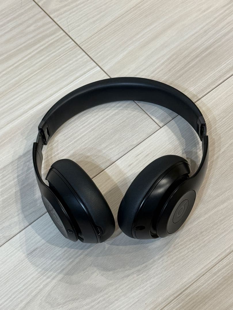 Beats Studio Pro ブラック