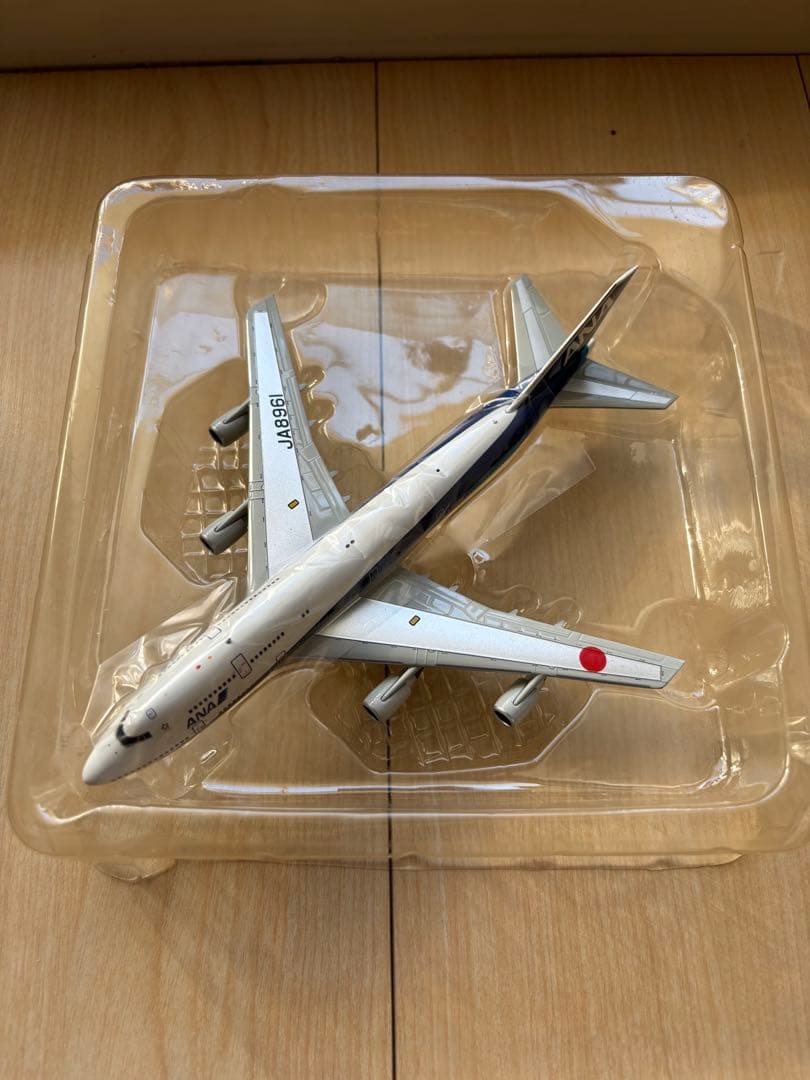 航空機・ヘリコプター Phoenix 1/400 ANA B747-400 JA8961
