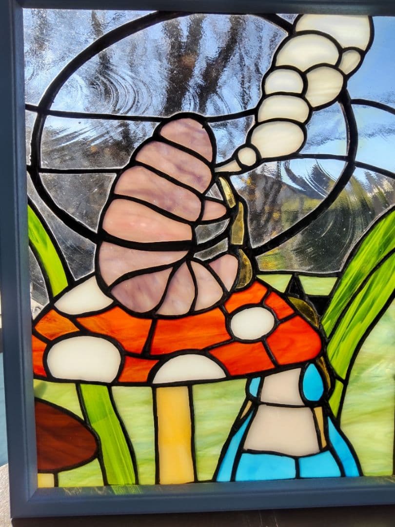 不思議の国のアリス ステンドグラス