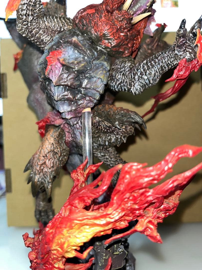 炎王龍テオ・テスカトル クリエイターズ モンハン モンスターハンター フィギュア