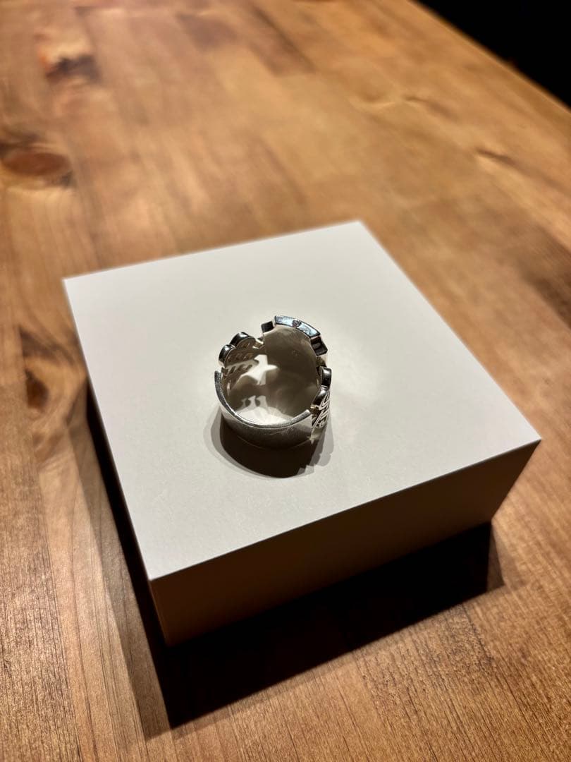 heres MAJESTY CROWN RING DIA 21号