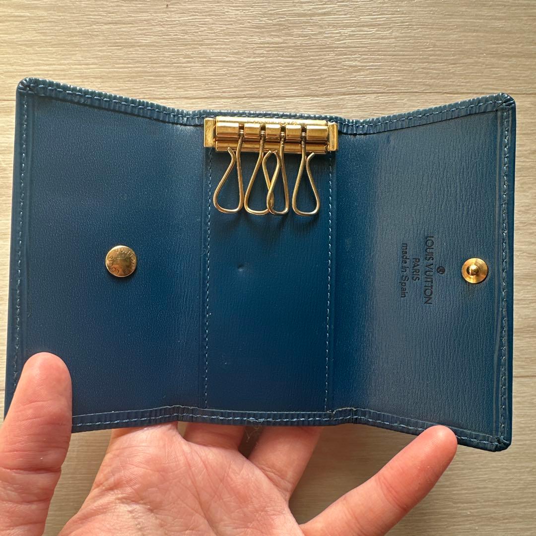 Louis Vuitton エピレザー キーケース 青　ブルー　メンズ