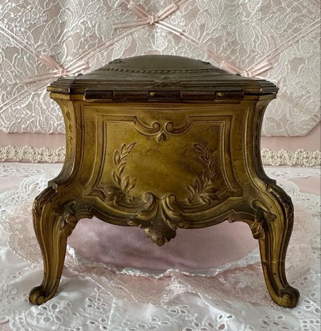 アンティーク　ブロンズジュエリーBOX