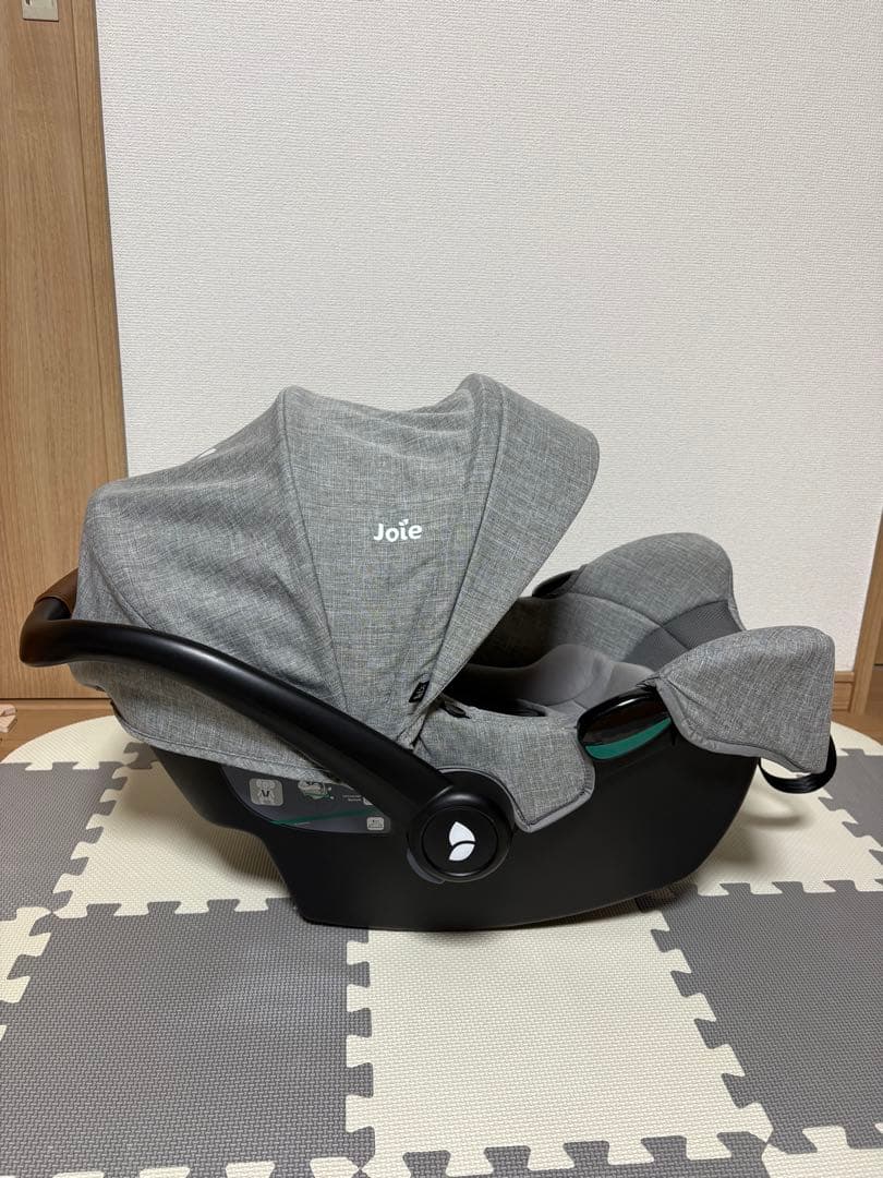 Joieチャイルドシート　着脱タイプ