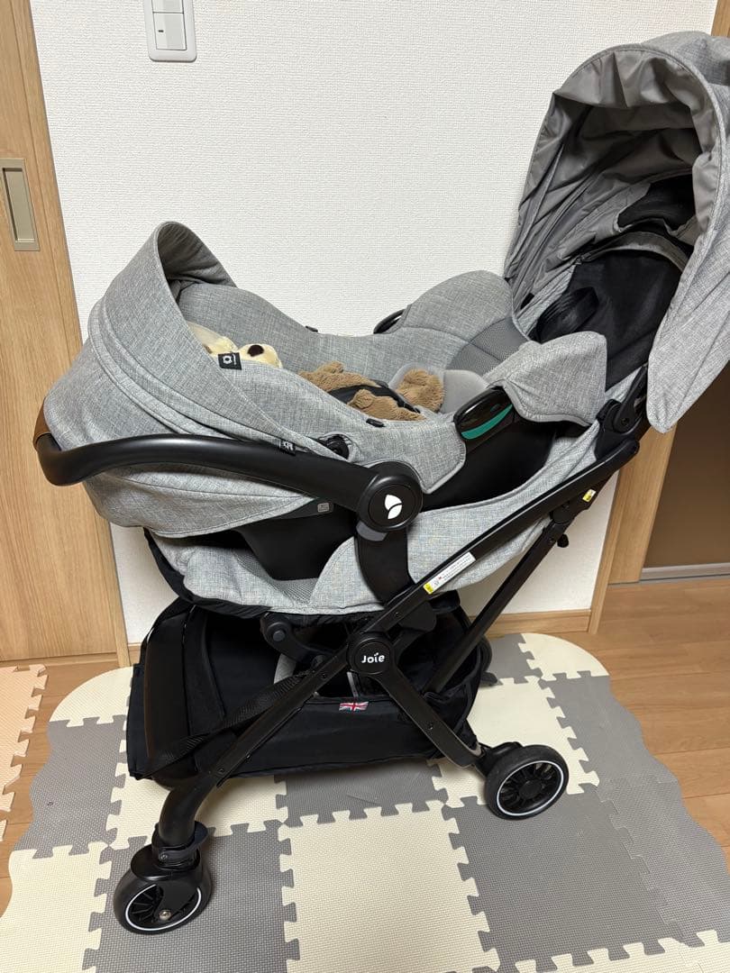 Joieチャイルドシート　着脱タイプ