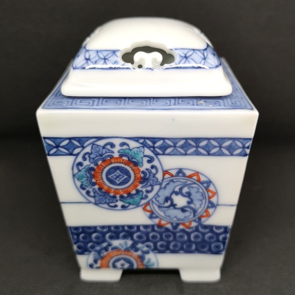 【1950s　アンティーク　 十二代今泉今右衛門　茶道具】『色鍋島染付絵香炉』