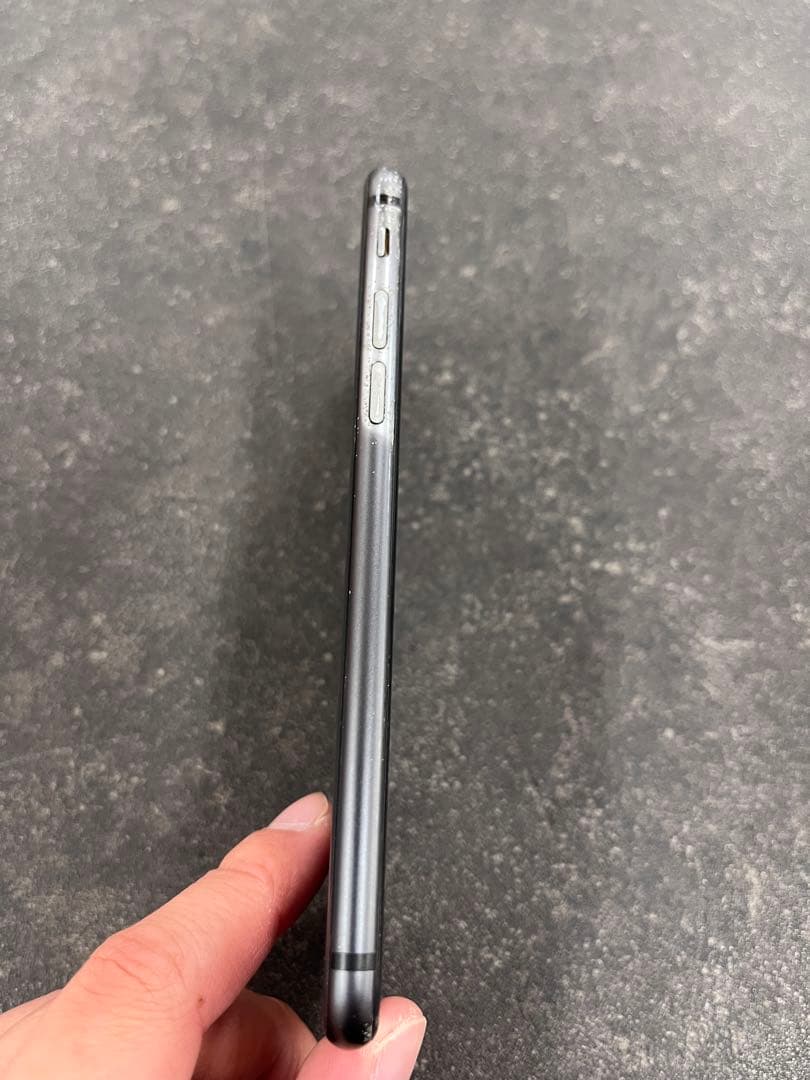 iPhone8 64GB 初期化済み