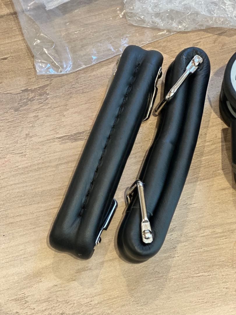 【正規品リモワRIMOWA 】　ハンドルグリップとキャスター4個セット