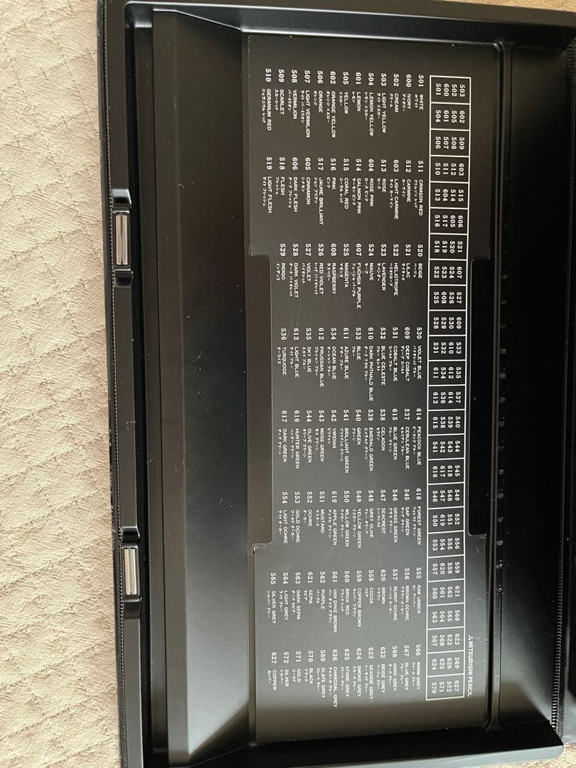 三菱鉛筆　uni 100色 色鉛筆