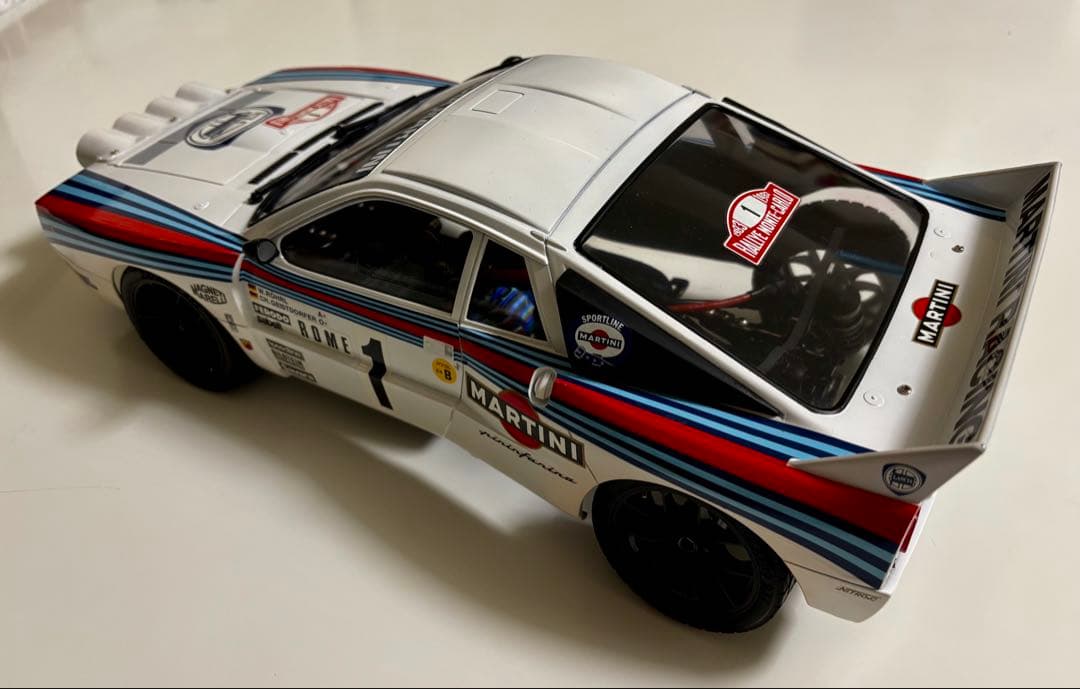 ヨコモ　BD7 ミニコンバージョン　ランチアマルティーニボディ