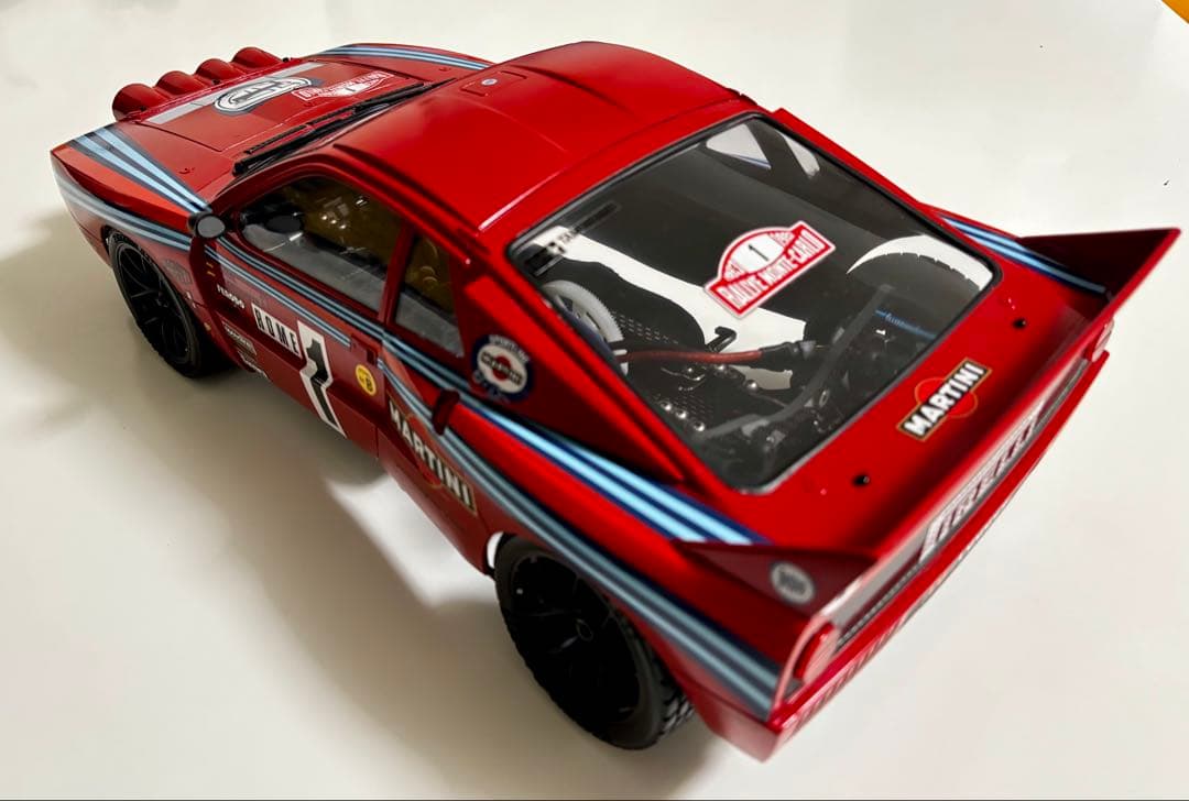 ヨコモ　BD7 ミニコンバージョン　ランチアマルティーニボディ