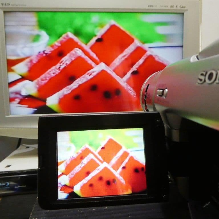 動作良好ソニー DCR-TRV735　デジタルビデオカメラ VideoHi8/8