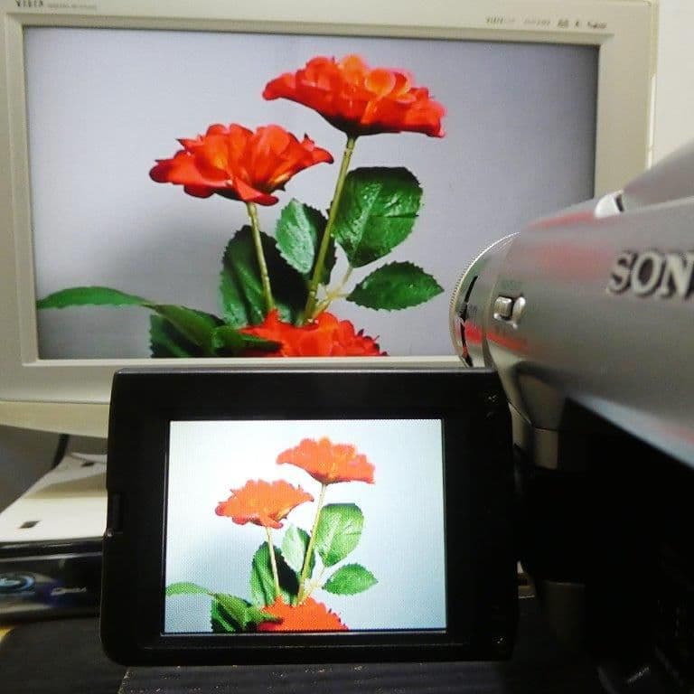 動作良好ソニー DCR-TRV735　デジタルビデオカメラ VideoHi8/8