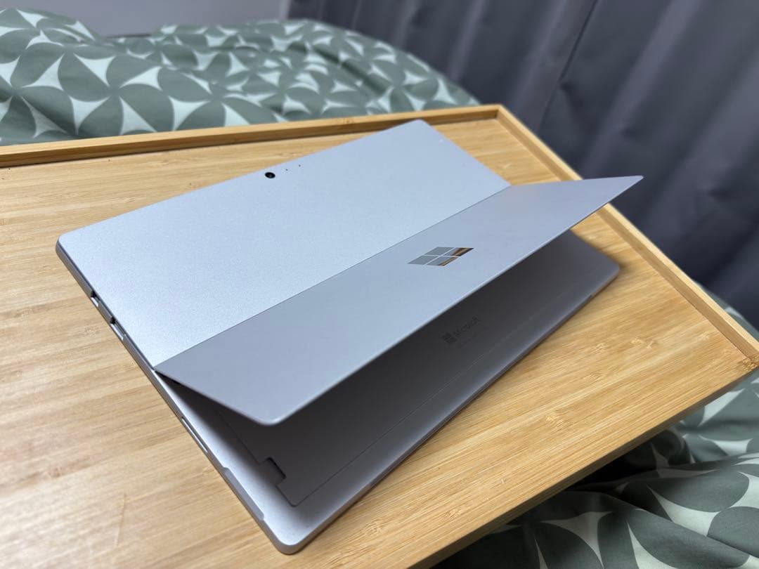 Windowsタブレット本体 Surface Pro 5 (i5-7300U 8+256GB)