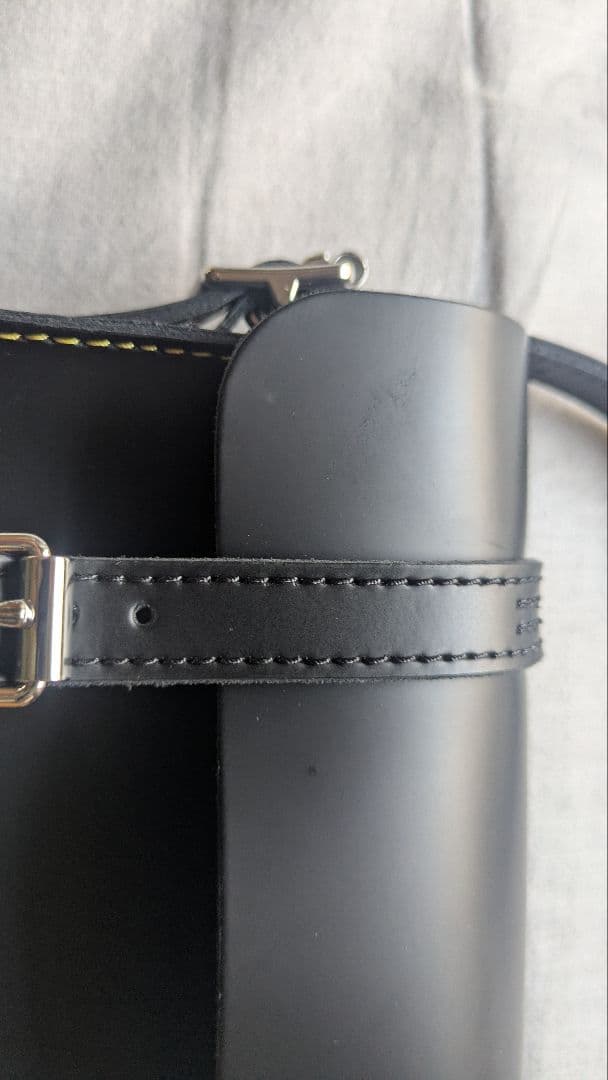 ドクターマーチンサッチェルバック