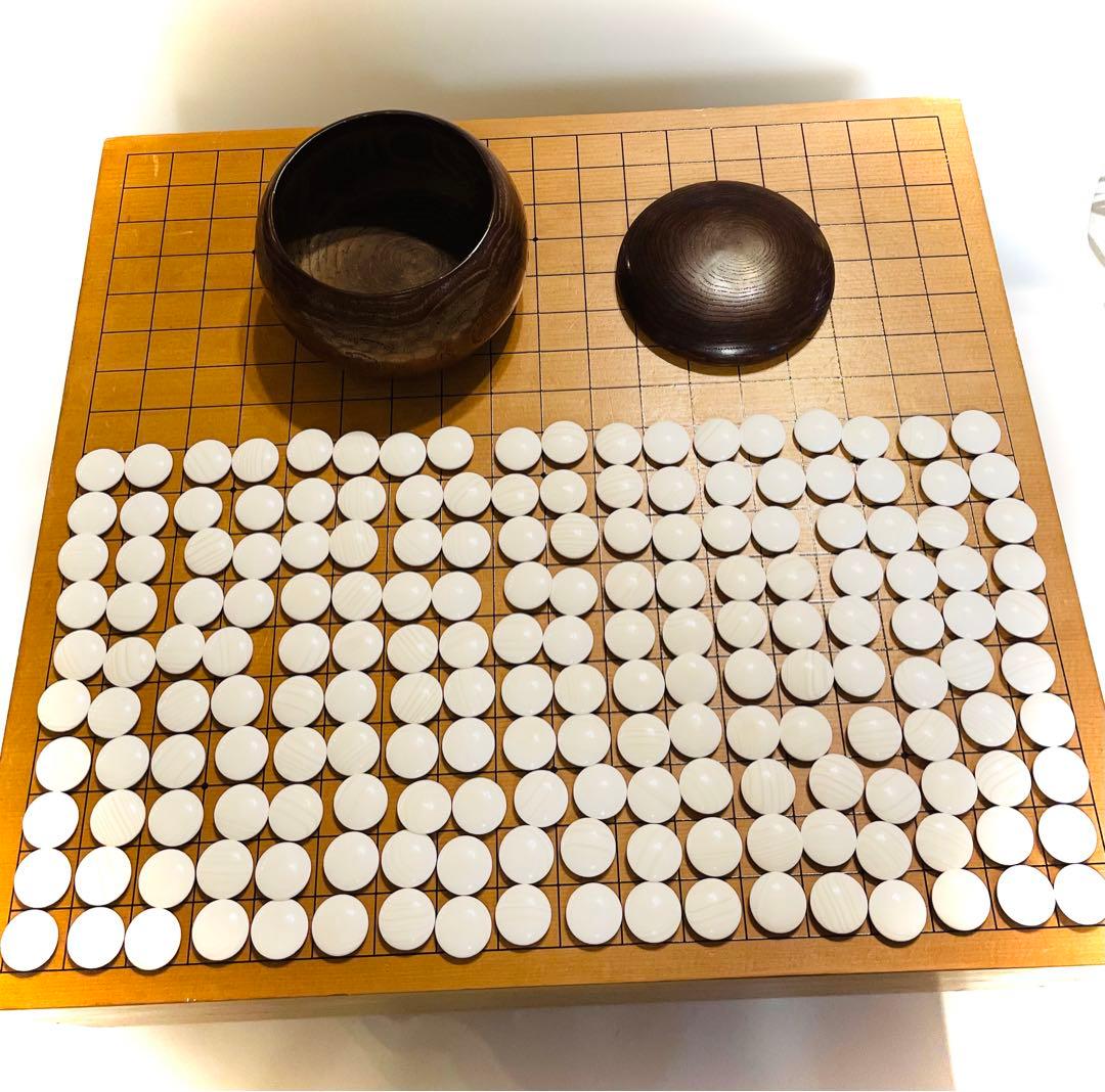 一枚板囲碁盤（へそ付き）碁石セット