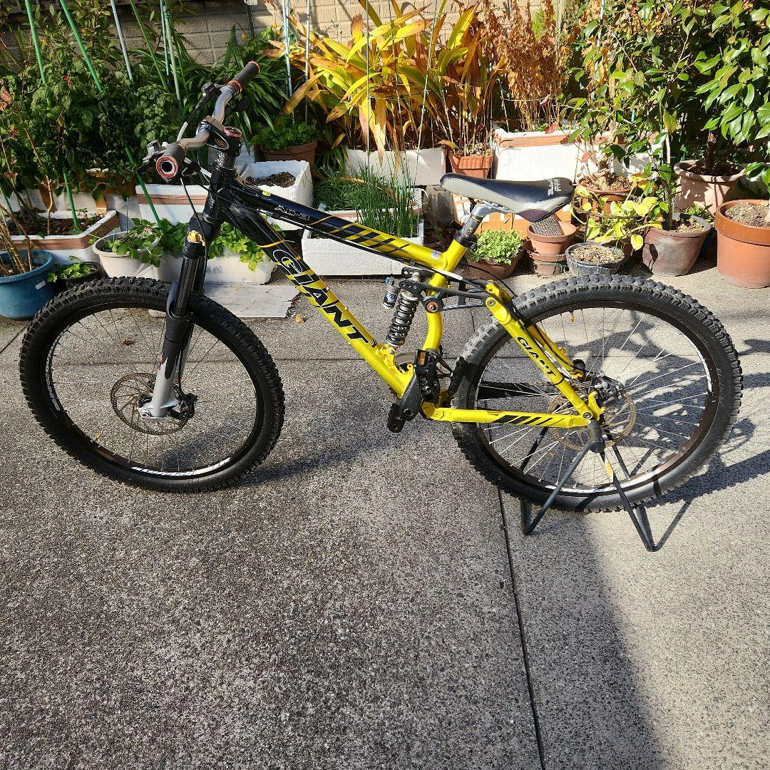 GIANT マウンテンバイク イエロー/ブラック D/H