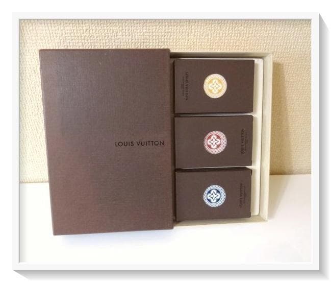 《未使用》激レア　ルイヴィトン カルト トワ ジュー3色トランプ