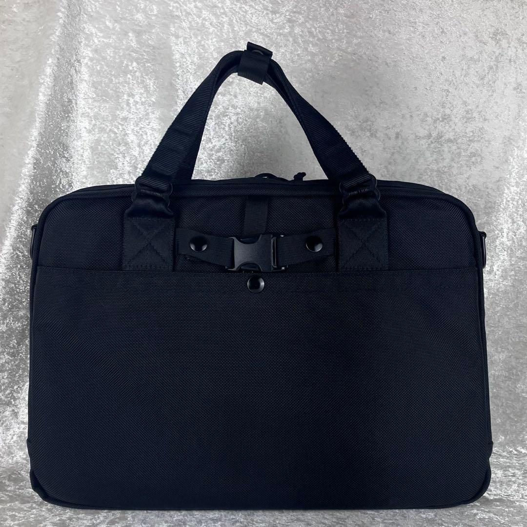 完売品 美品 ブリーフィング トゥモローランド別注 A4ライナー ブラック 通勤