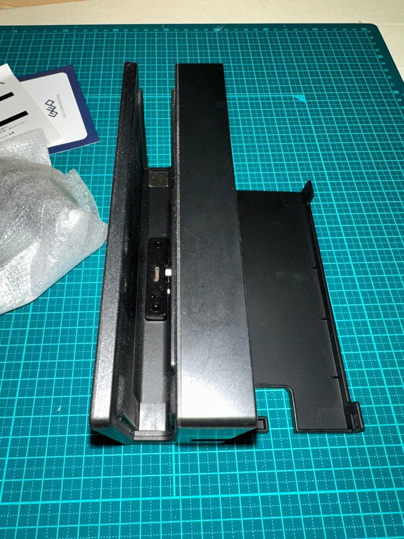 イ*ン様 美品 ニンテンドーSwitch microSDカード256Gのオマケ付