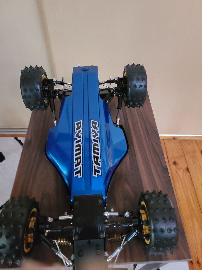 タミヤアバンテ1/10 ラジコンカー