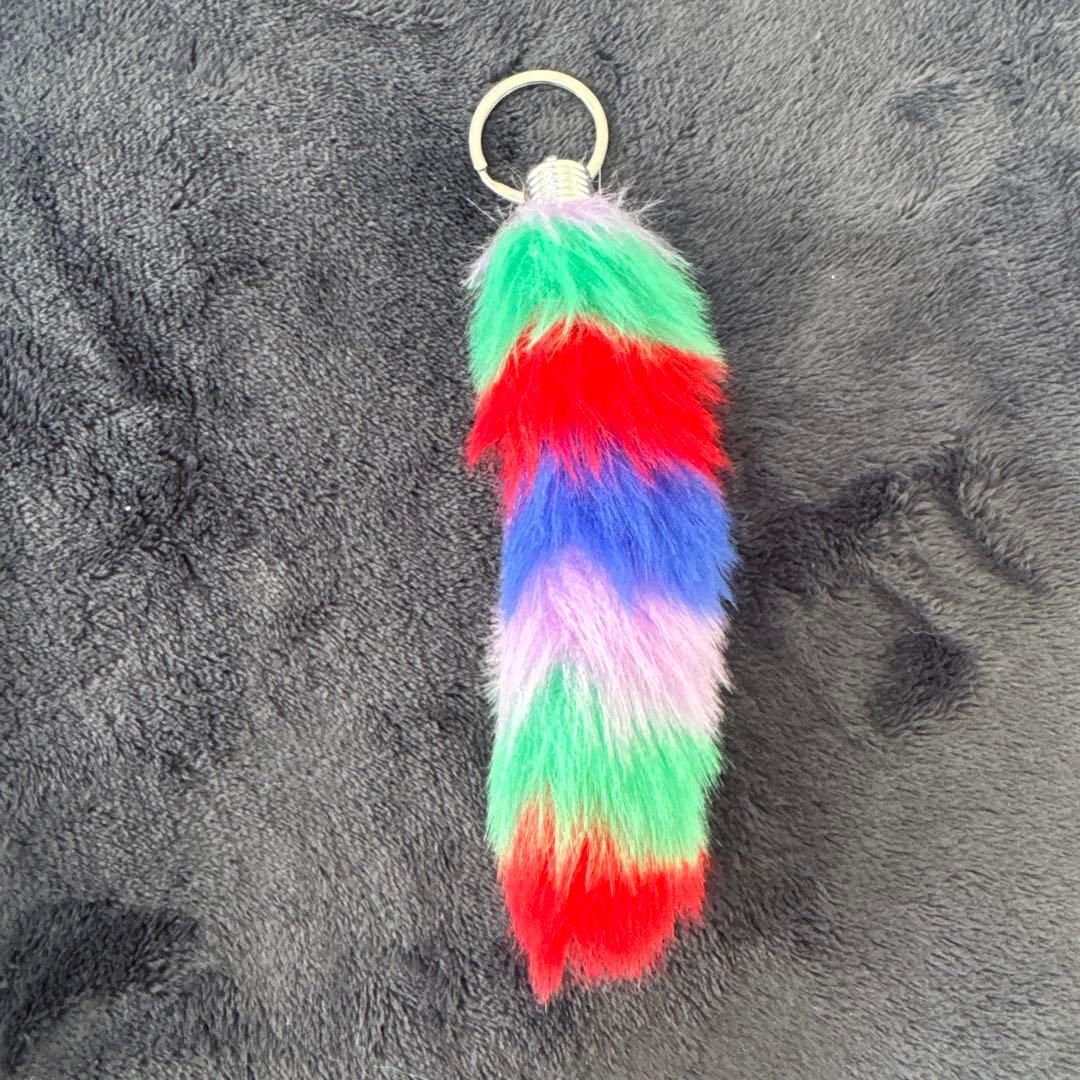 カラフルファーキーホルダー4個セット