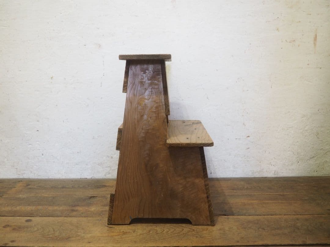 1087 踏み台　飾り棚　展示台　陳列台　古家具　古道具　レトロ　 ステップ