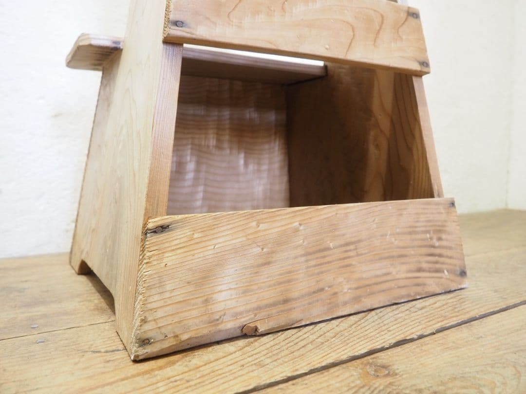 1087 踏み台　飾り棚　展示台　陳列台　古家具　古道具　レトロ　 ステップ