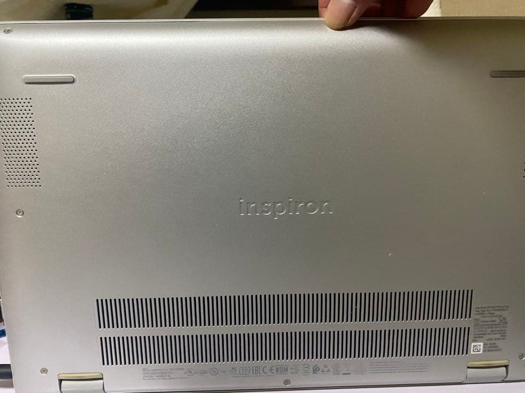 Dell Inspiron シルバー RyzenノートPC 本体(送料込)