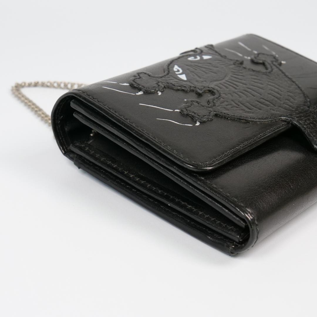 良品✨ わちふぃーるど ダヤン 本革 二つ折り財布 ブラック 刺繍 チェーン付