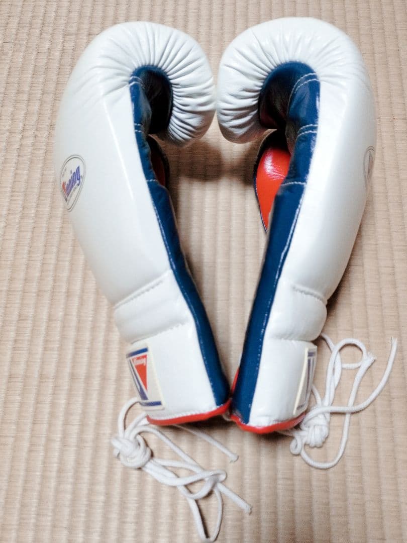 Winning グローブ 16oz ホワイト カラーオーダー　CO-MS-600