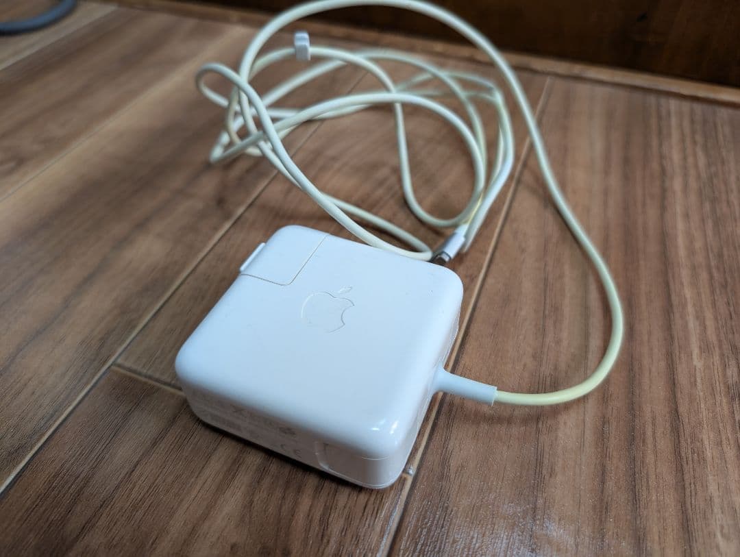 MacBook Air13 シルバー 本体 充電器付き