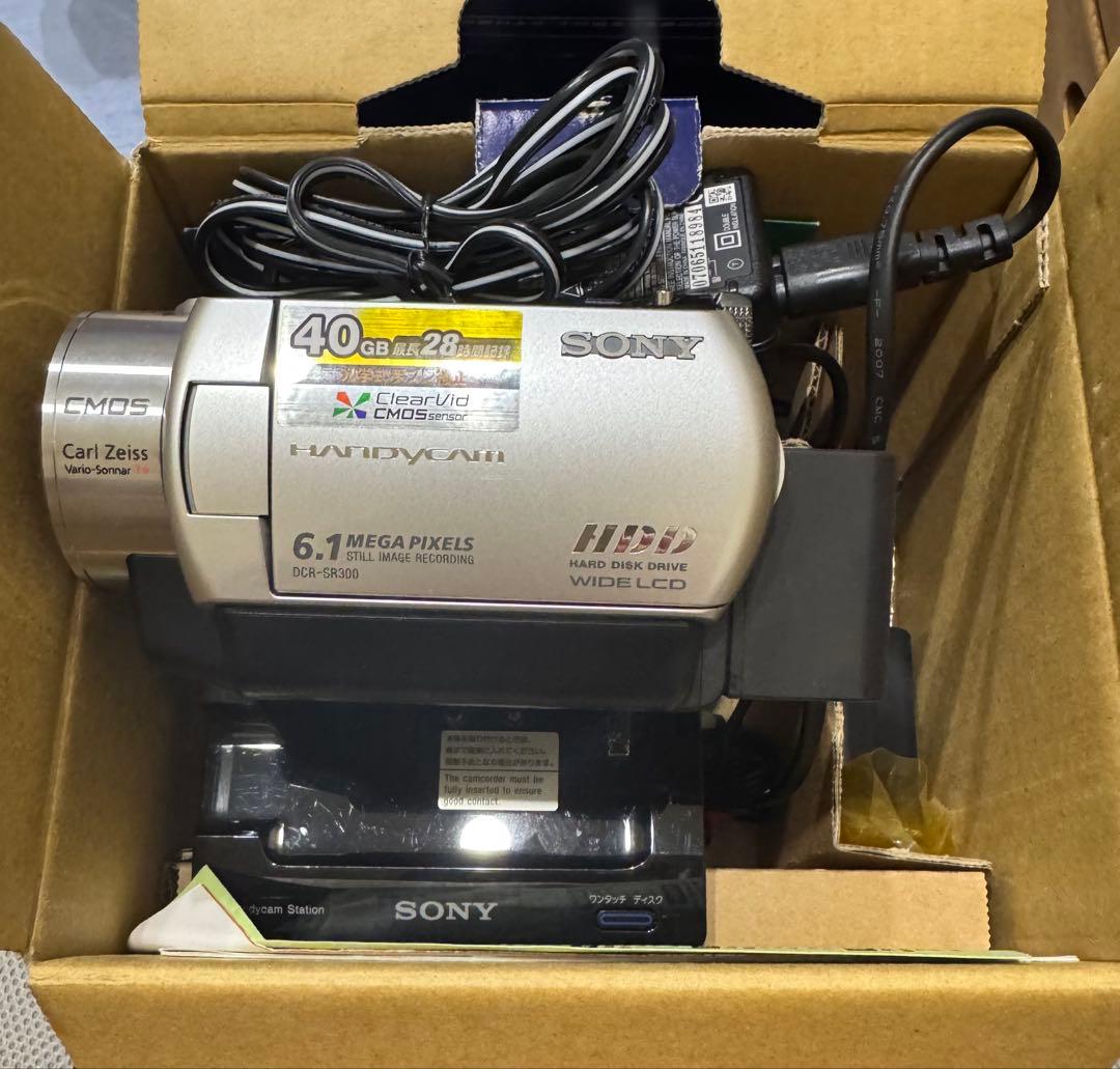 SONY Handycam　DCR-SR300