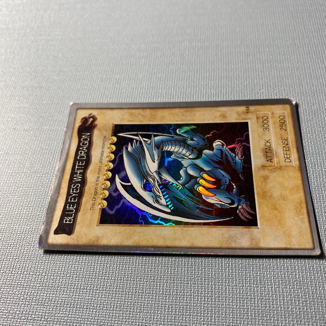 遊戯王カード　バンダイ　当時品　ブルーアイズホワイトドラゴン　英語版　キラカード