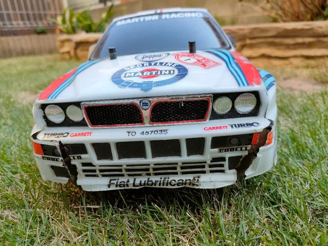 LANCIA DELTAラジコンカーTT-02TAMIYA SANWA MX-6