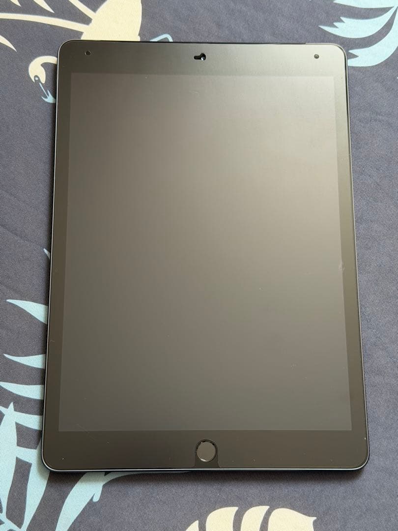 iPad 第7世代 スペースグレー 本体