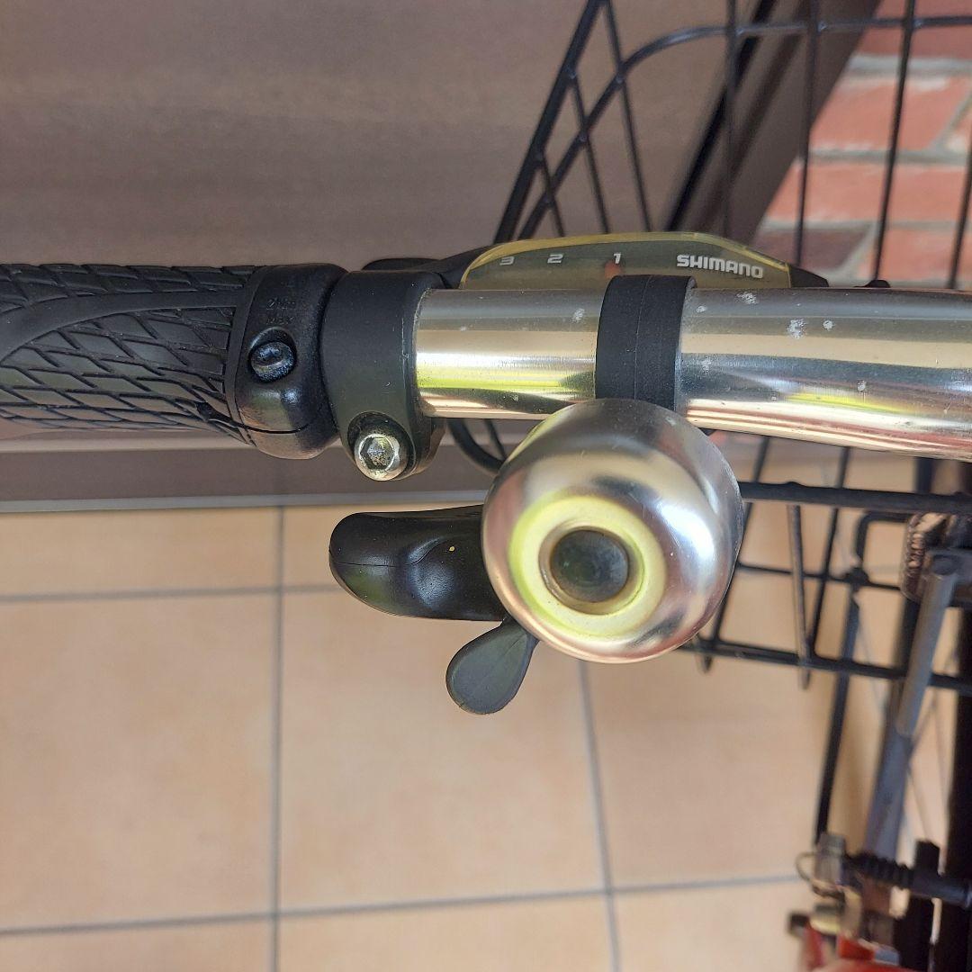 GIANT Liv　サーモンピンク色　クロスバイク 　700×30c